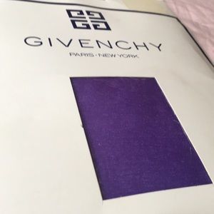 Givenchy shimmery pantyhose!
